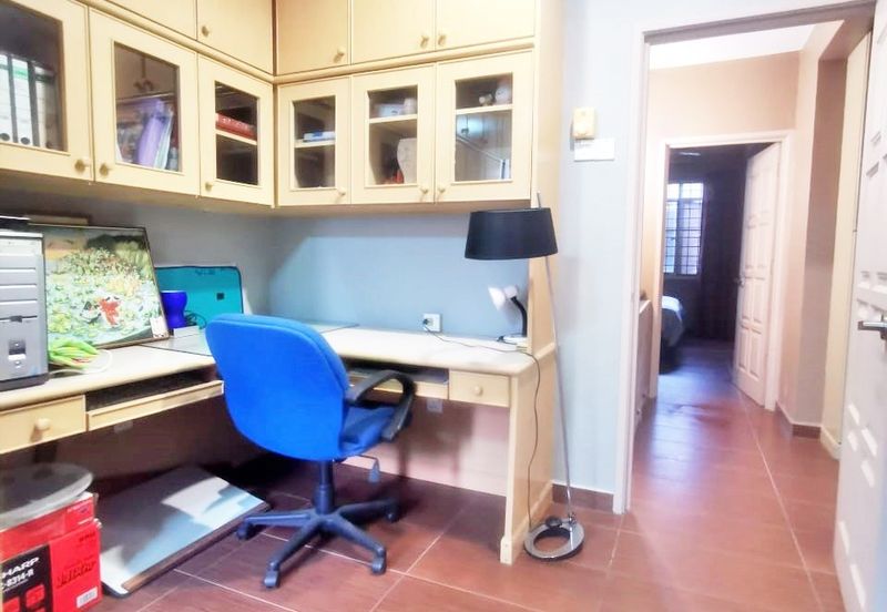 Jalan Damai Perdana 4/1D