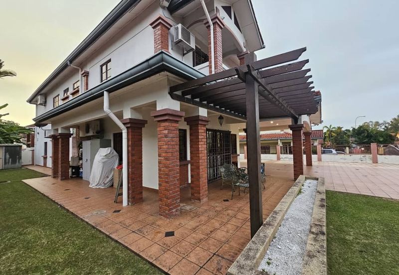 Bandar Tun Hussein Onn