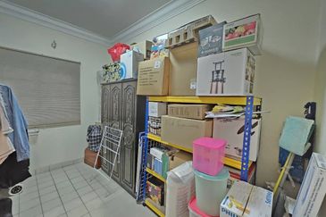 Bandar Tun Hussein Onn