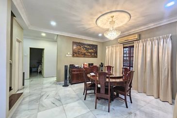 Bandar Tun Hussein Onn