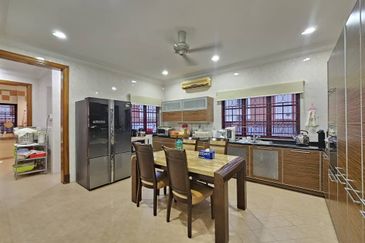 Bandar Tun Hussein Onn