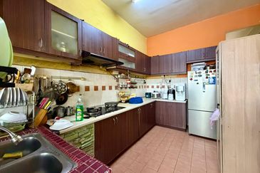 Bandar Tun Hussein Onn