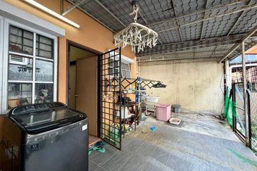 Bandar Tun Hussein Onn