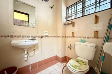 Bandar Tun Hussein Onn