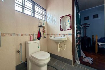 Bandar Tun Hussein Onn