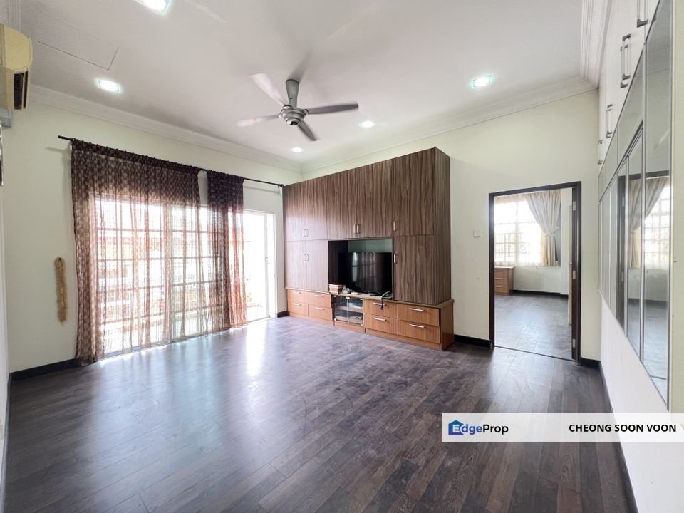 Taman Sri Jelok Kajang 2.5 Storey Semi D For Sale Freehold Renovated Gated Guarded, Selangor, Kajang