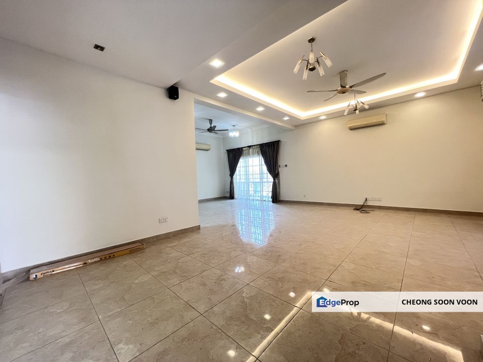 Taman Sri Jelok Kajang 2.5 Storey Semi D For Sale Freehold Renovated Gated Guarded, Selangor, Kajang