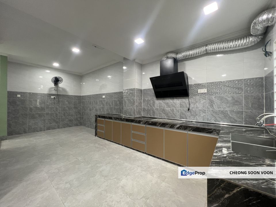 Damai Jasa Cheras 2 Storey Superlink House For Sale Good Condition Newly Renovated, Kuala Lumpur, Cheras