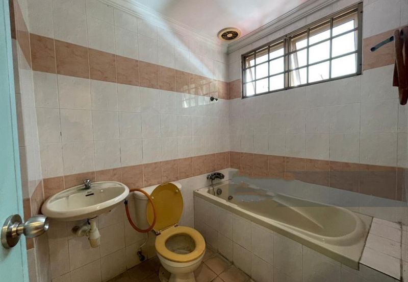 Happy Garden (Taman Gembira)