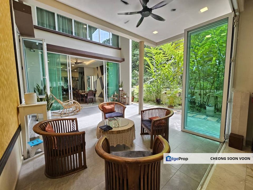 Taman Equine 2 Storey Bungalow House For Sale Extended Kitchen With Super Big Land, Selangor, Seri Kembangan