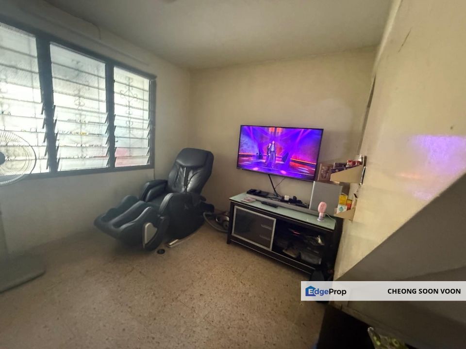 Sungai Besi Seri Kembangan 2 Storey Terrace House For Sale Extended Kitchen, Selangor, Seri Kembangan