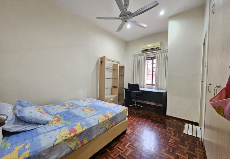 SL 4, Bandar Sungai Long