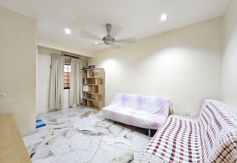 SL 4, Bandar Sungai Long