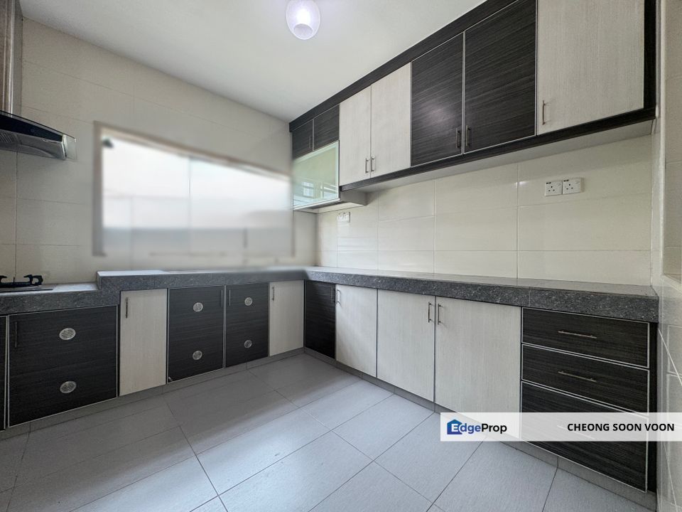 Bukit Serdang 2 Storey Terrace House For Sale Freehold Renovated Good Condition, Selangor, Seri Kembangan