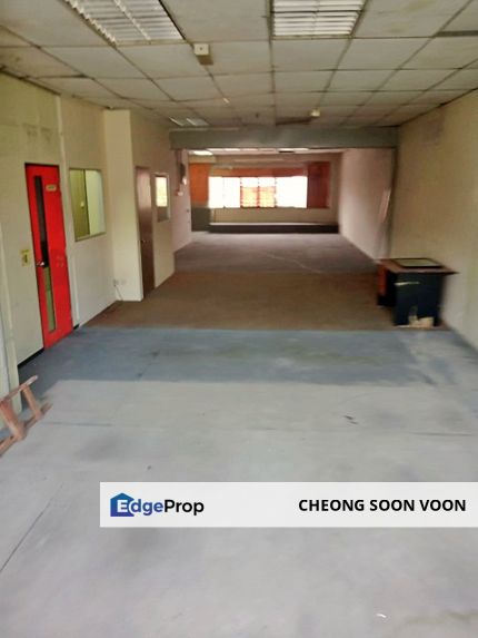 Cheap - Facing Main Road Ample Space Shoplot Office @ Bandar Tun Hussein Onn For Rent, Selangor, Cheras