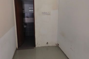 Bunglow - Commercial Potential: PJ Newton, Jalan Canggai