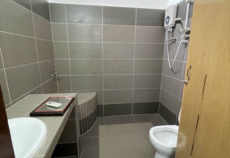 Terrace, Taman Gembira, OUG - facing green reserve