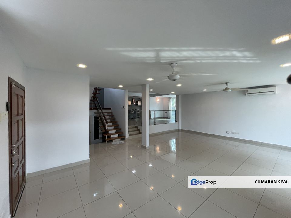 Seputeh Bunglow, 5 Bedrooms all with En-suites; Guarded Entry, Kuala Lumpur, Seputeh