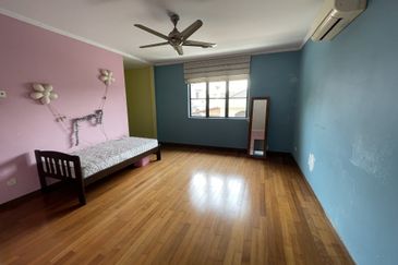 KGSAAS Golf Club, Seksyen 13