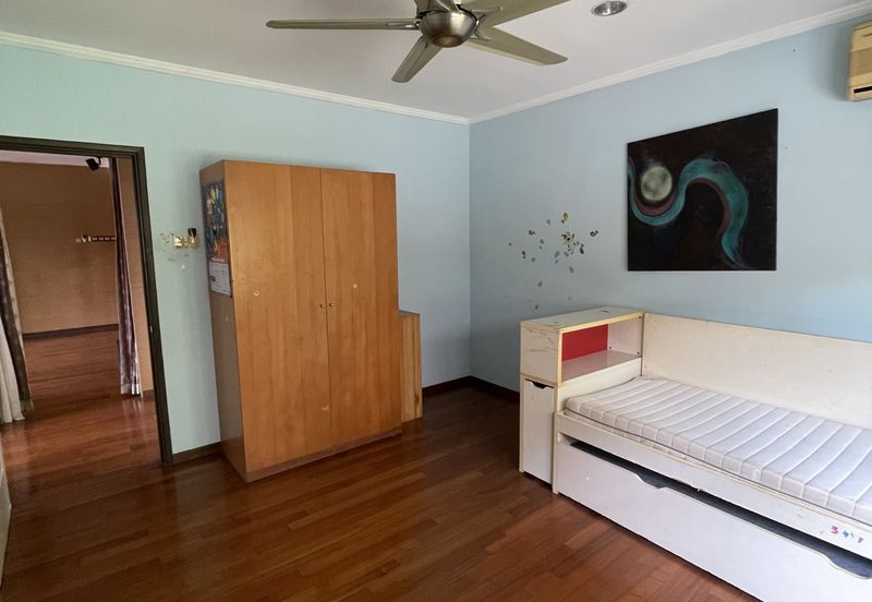 KGSAAS Golf Club, Seksyen 13