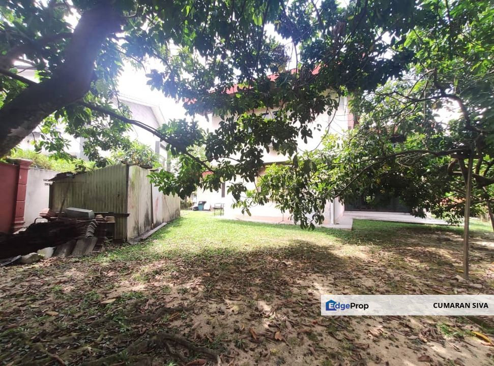 Bunglow in a quiet neighbourhood, ready for your remodelling, Selangor, Petaling Jaya