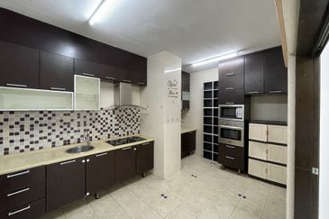 Ehsan Ria Condominium