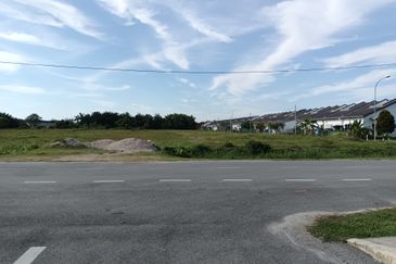 Pulau Indah ( Pulau Lumut )