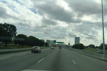 West Port, Pulau Indah