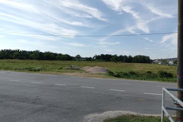 Pulau Indah ( Pulau Lumut )