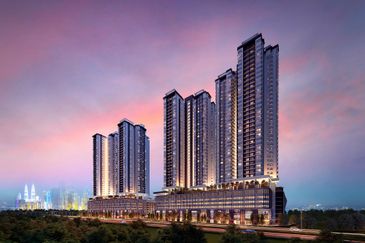 Padang Residences, Kota Semarak