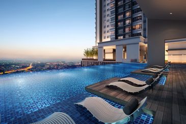 Padang Residences, Kota Semarak