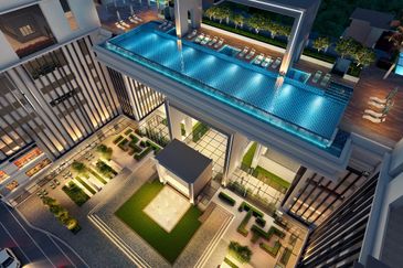 Padang Residences, Kota Semarak