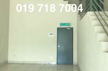 SiLC Semi Detached Factory For Sale Well Renovated Gated and Guarded Iskandar Puteri Johor Bahru