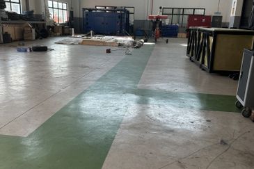 Semi-D Factory in Gelang Patah, Iskandar Puteri for Rent, Well Renovated Office, Move In Immediately