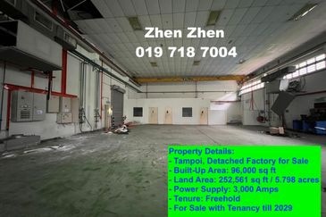Tampoi, Detached Factory for Sale, Power Supply: 3,000 Amps, Freehold, 5.8 acres
