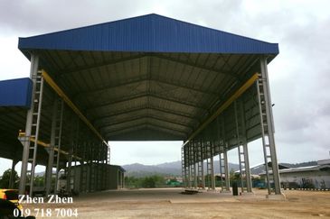 Senai, Factory for Rent come with Gantry Cranes and Overhead Cranes