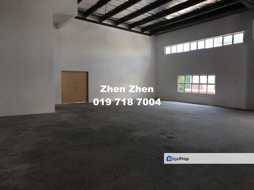 Kawasan Perindustrian SiLC Factory for Sale in Iskandar Puteri, Johor, Broad Access Road, C/W Service Lift, Johor, 