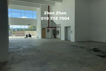 Kawasan Perindustrian SiLC Factory for Sale in Iskandar Puteri, Johor, Broad Access Road, C/W Service Lift