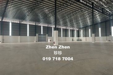 Senai, Ready Detached Factory for Rent, Land Area: 9.37 acres, 29 dock levelers, 1,200 Amps