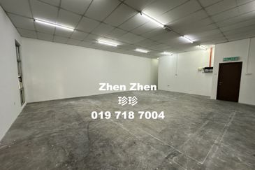 Kempas, Semi Detached Factory for Rent