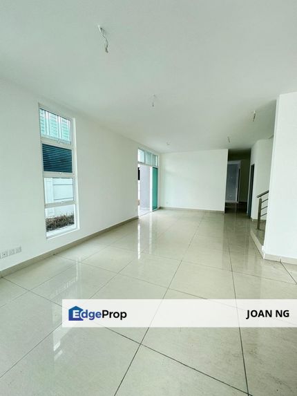 2 Storey Cluster House For Sale / Mutiara Bestari 3 / Taman Mutiara Rini , Johor, Skudai