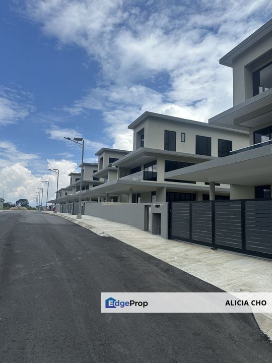 Genting Highlands freehold individual title - Semi detached, Bungalow house and Bungalow land, Pahang, Genting Highlands