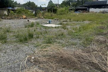 Jalan Bukit Kemuning