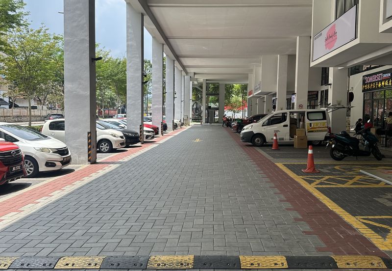 Fortune Centra Residence