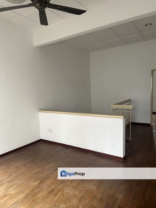 Villa Damansara  @ Kota Damansara For Sale  2 storey terrace house with security guarded  Nice environmentt and Convenient i, Selangor, Kota Damansara