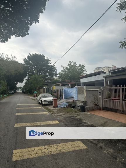 Single storey terrace house with nice area, Selangor, Kelana Jaya