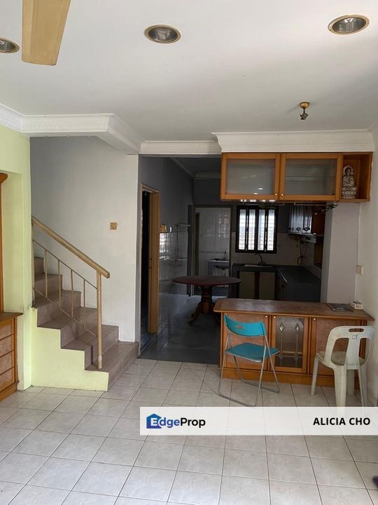 2 storey corner house with bigger land, Kuala Lumpur, Kepong