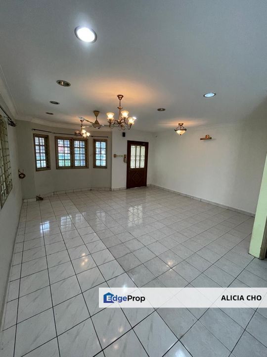 2 storey corner house with bigger land, Kuala Lumpur, Kepong