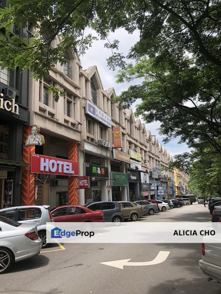 Desa Aman Puri shop facing mainroad ground and mezzanine floor, Kuala Lumpur, Kepong