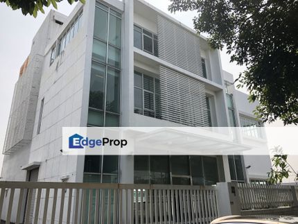 Medan Niaga Kepong : 2 & 1/2 storey Commercial Boutique Bungalow Building, Kuala Lumpur, Segambut